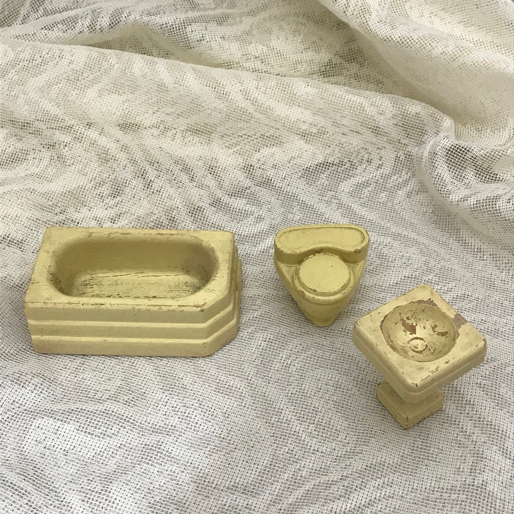 Dollhouse Vintage Wooden 1940's‎ Bathroom Set, Bathtub, Sink, and Toilet